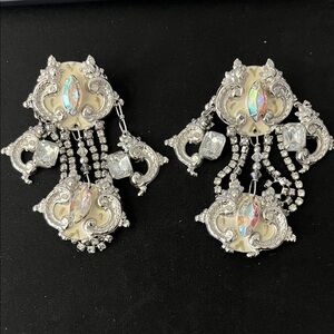 Vintage Lunch At The Ritz 1987 Dangle Drop Earrings